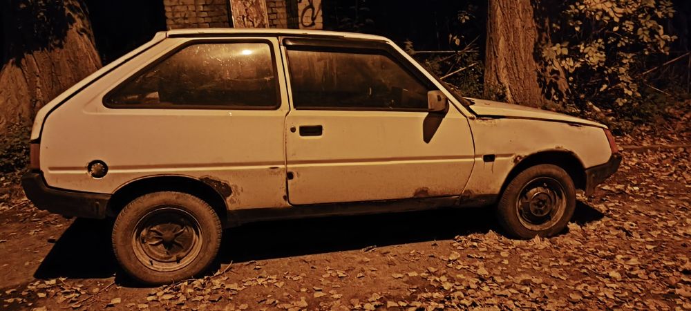 Продам Таврию, надо подшаманить карбюратор