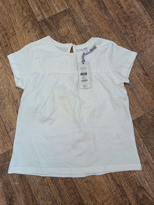 Nowy t-shirt r. 128 smyk