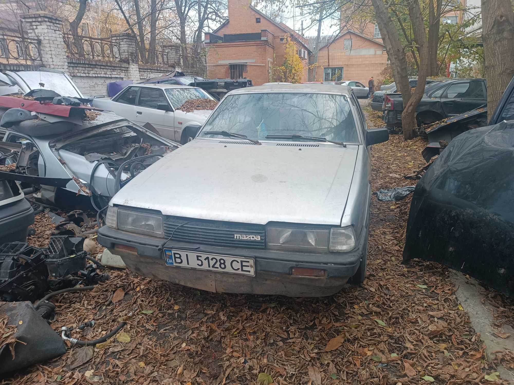 Mazda 626 gc (1983-1987) автошрот авторозборка запчастини