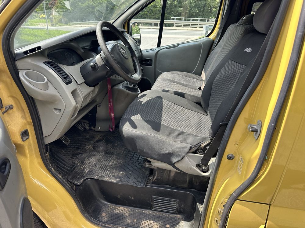 Opel Vivaro 2.0 CDTI 9osób nawiewy zdrowy Bez rdzy