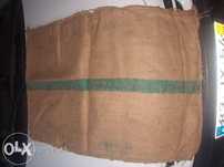 sacos de serapilheira em bom estado.