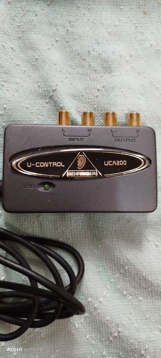 Звуковая карта Behringer