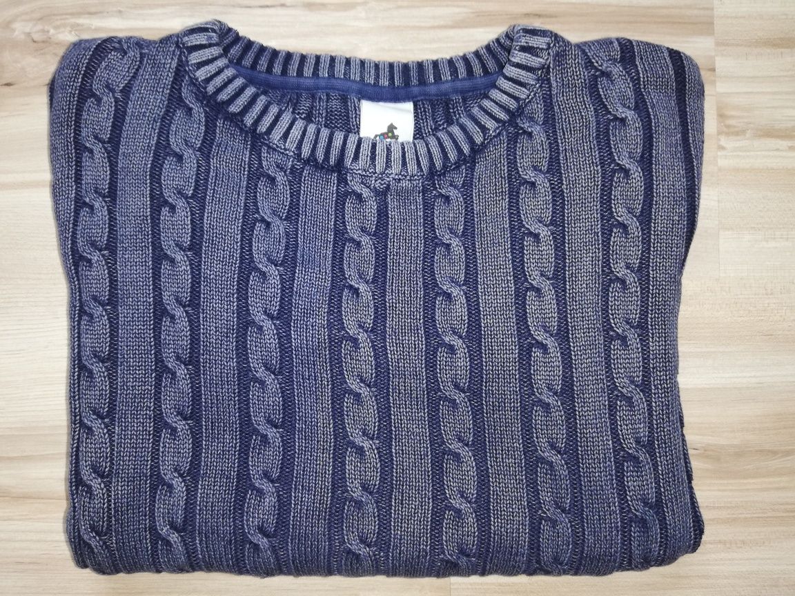 Przepiękny sweter chłopięcy C&A rozmiar 134.