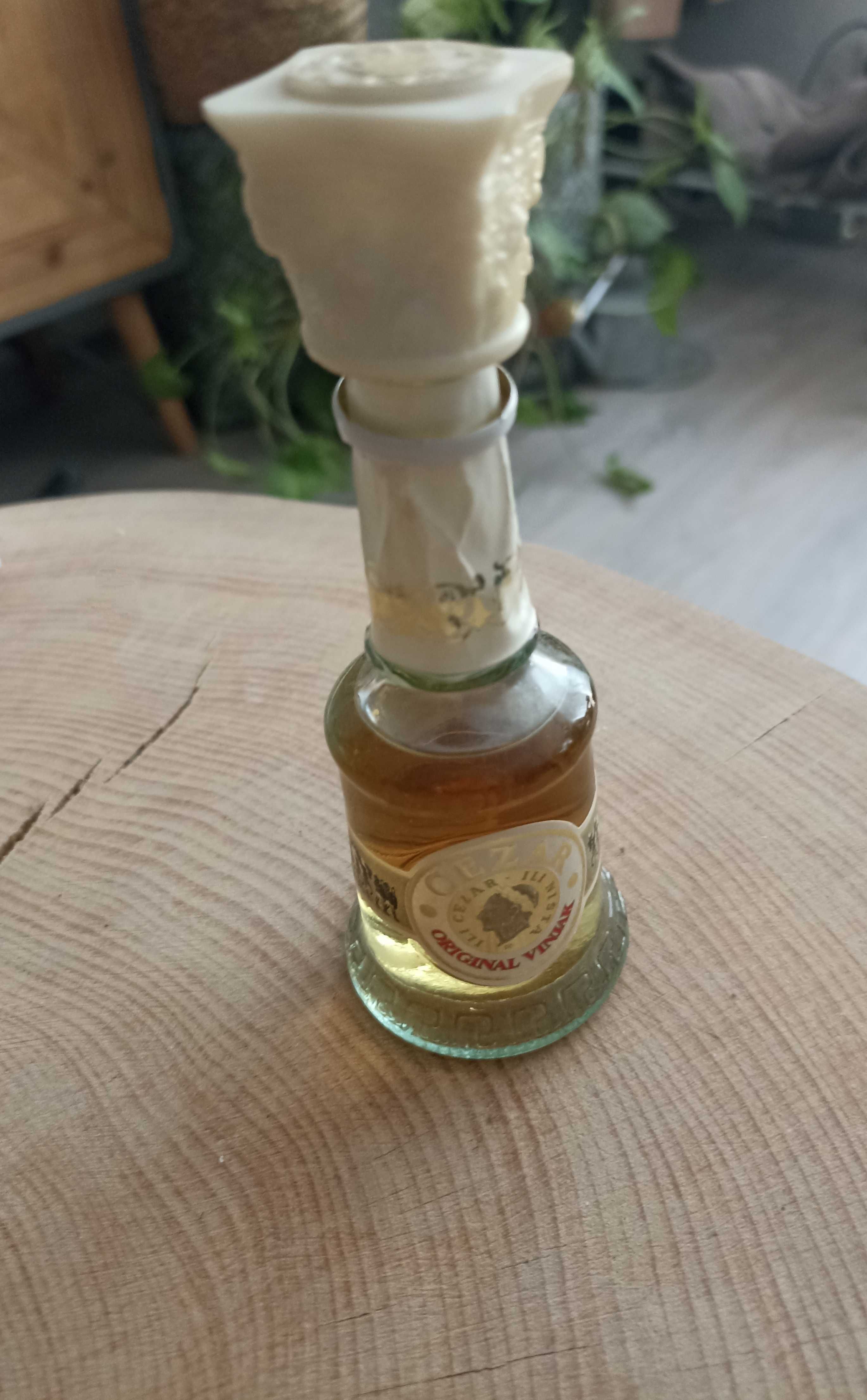 Z lat 90-tuch PRL Cezar Original Viniak