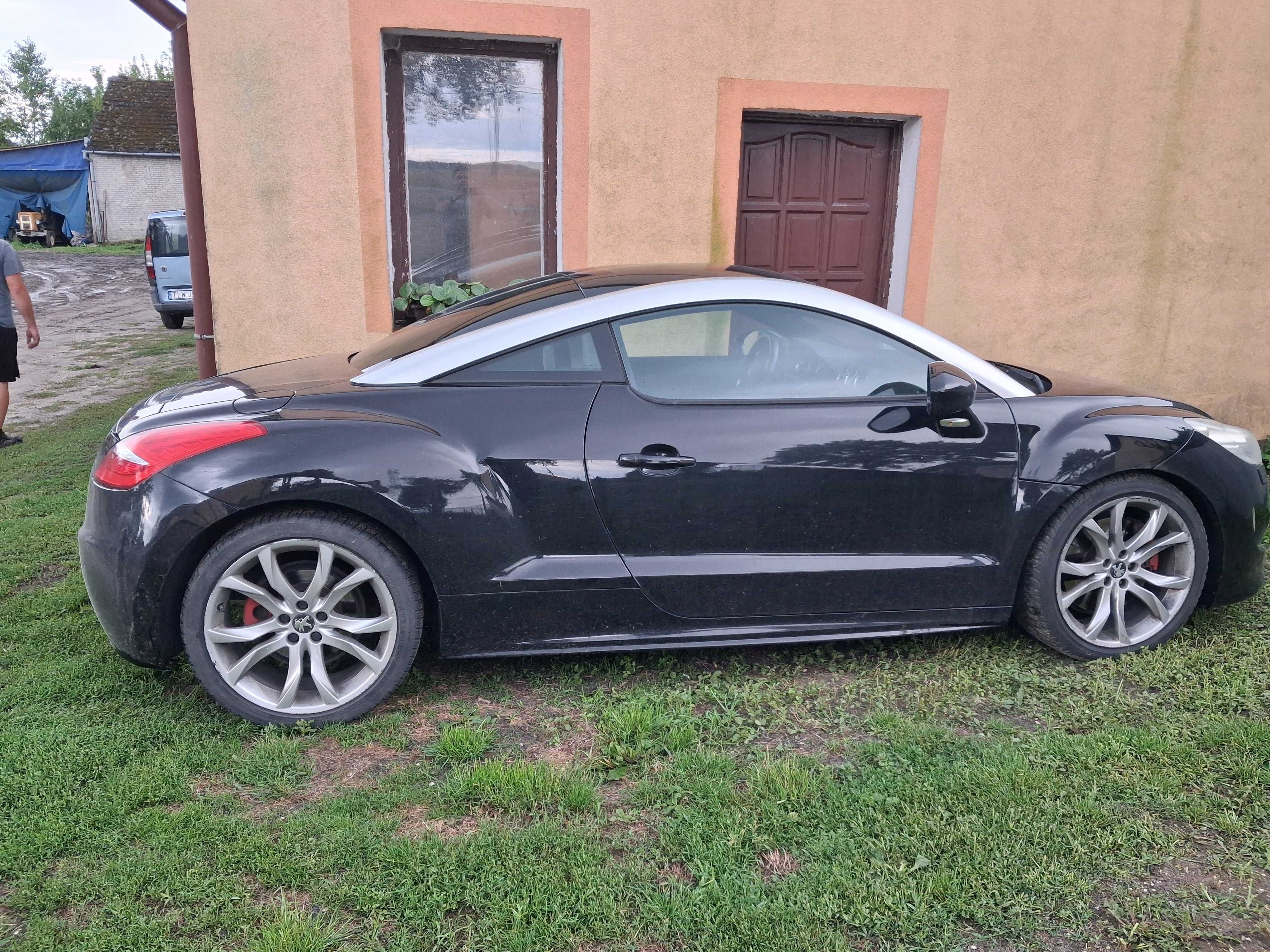 RCZ peugeot uszkodzony
