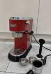 Ekspres kolbowy DeLonghi czerwony bordowy EC680.R