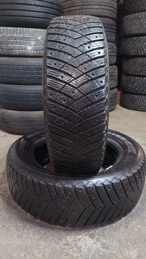 Пара зимних шин Goodyear Ultra Grip ice arctic suv 4x4 215/65 r17