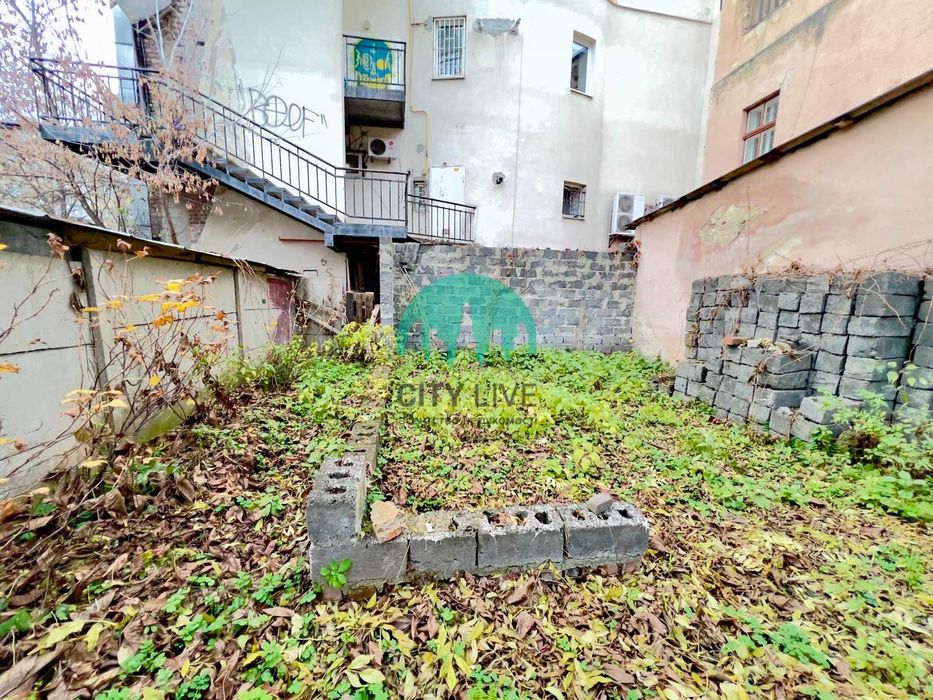 Продаж будинку у Центрі Івано-Франківська (К)