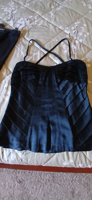 Saias em linho e conjunto de saia e corpete  preto