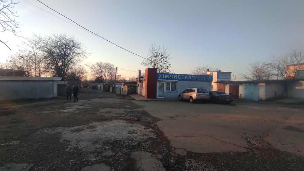 Гараж оренда Космонавтов гостиница Киев Олимп аренда Саксаганский р-н