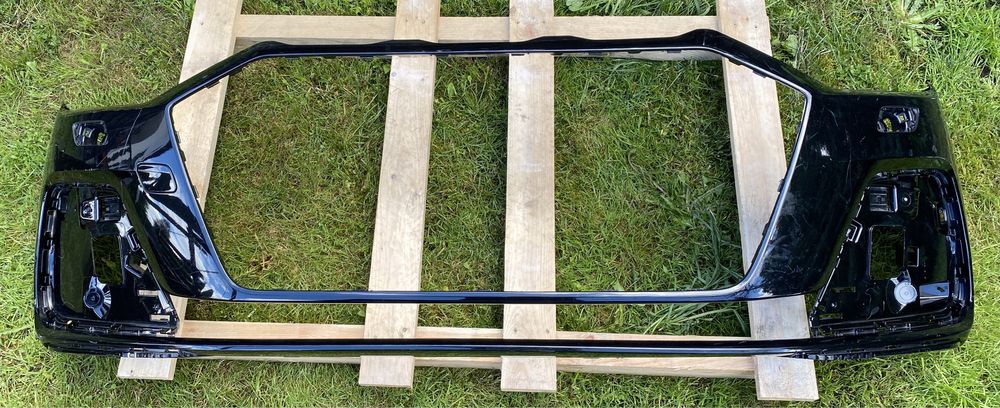 AUDI A1 S-Line zderzak przedni przód 82A