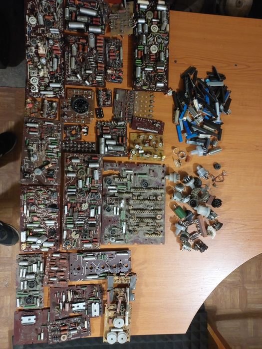 Продам плати, радіодеталі, процесори