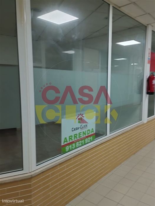 Loja T2 Venda em Torres Novas (Santa Maria, Salvador e Santiago),Torre