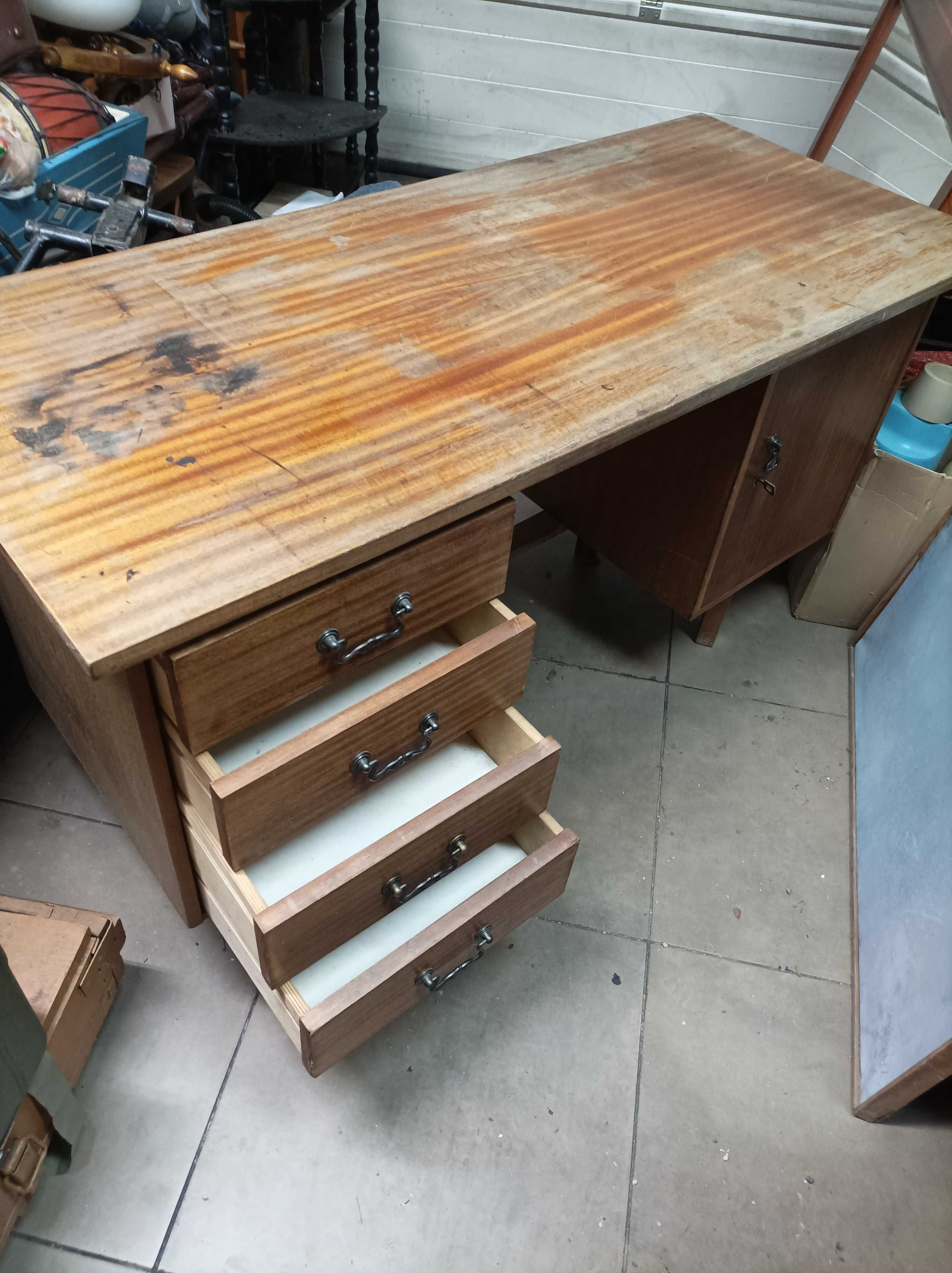 Stare biurko 1974 do renowacji jarocińskie fabryki mebli