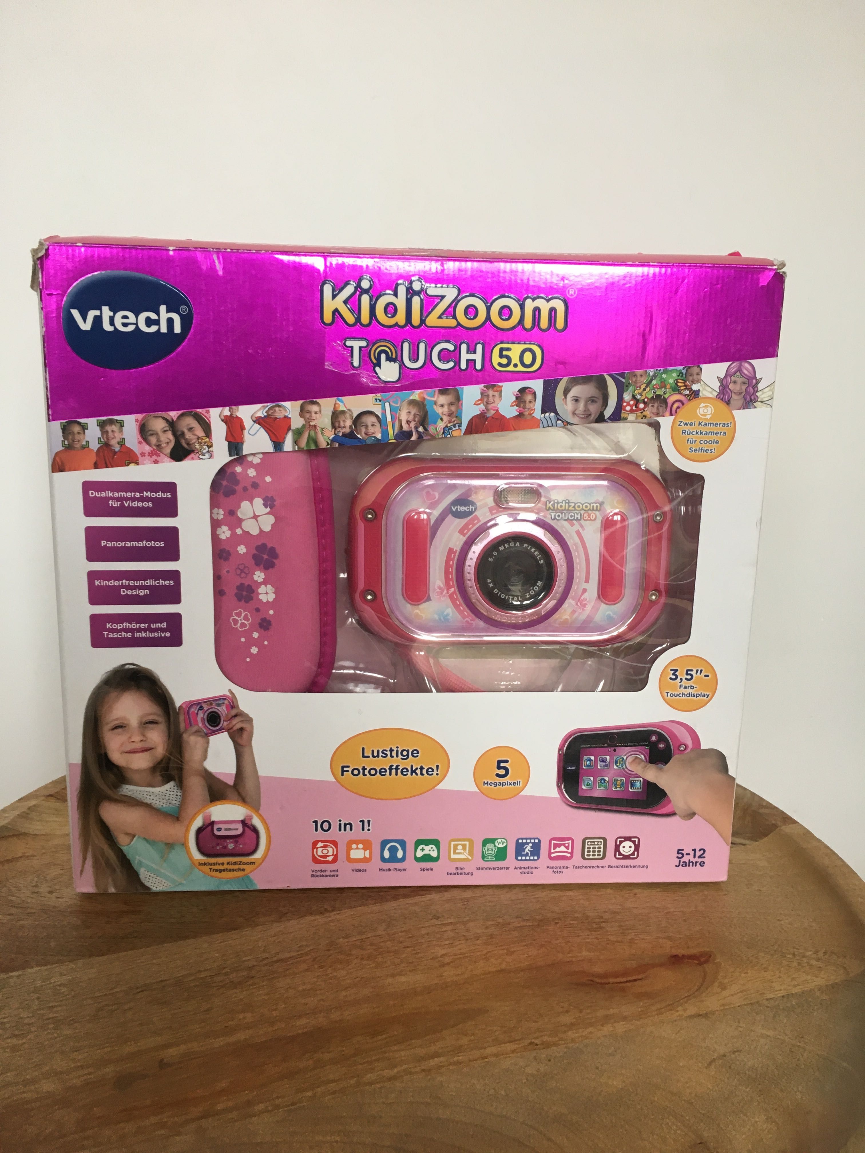 Aparat Vtech KidiZoom Touch 5.0 z kamerą, etui na ramię, dzieci 5-12