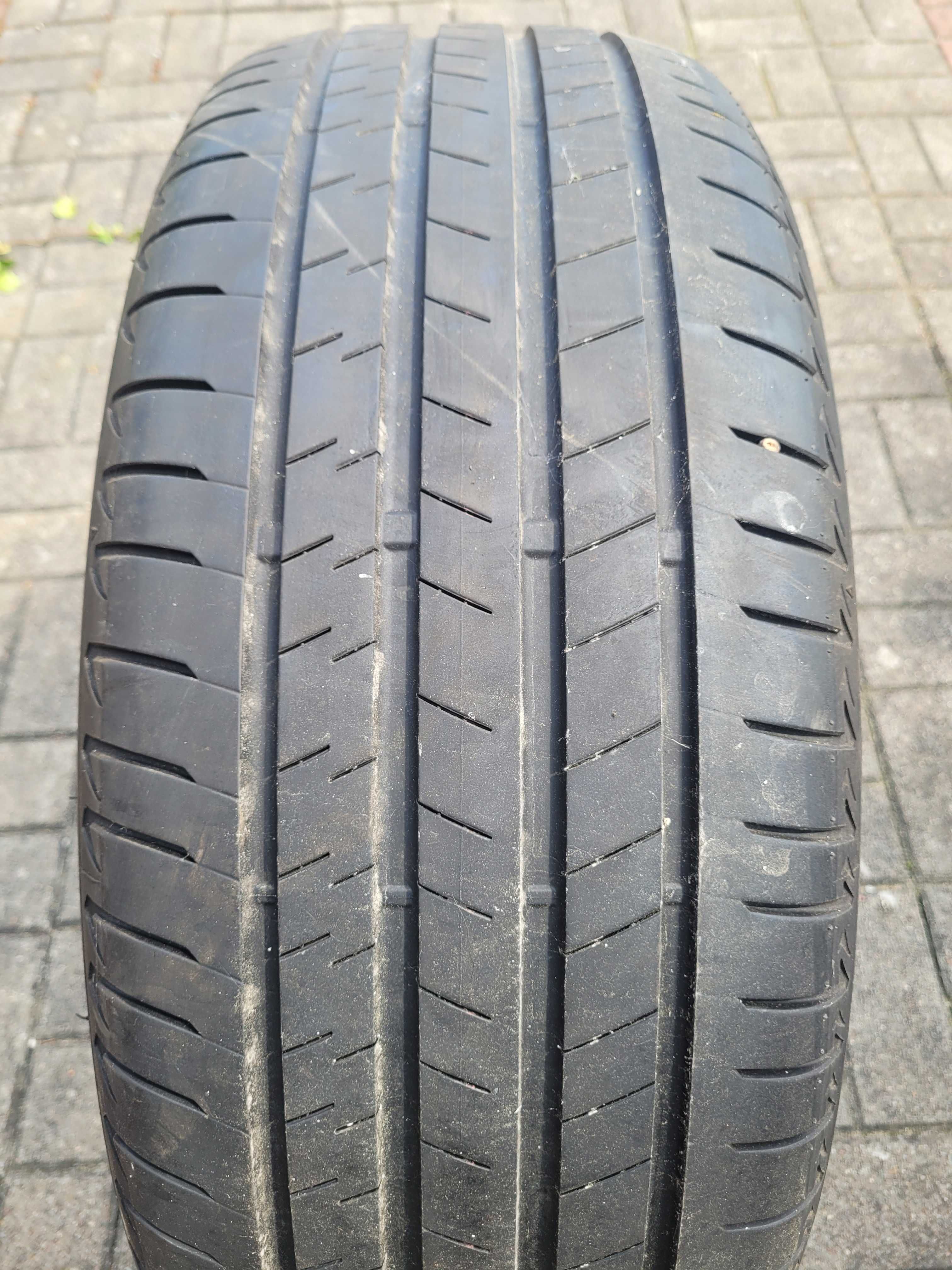 Opony Bridgestone 245/50r19