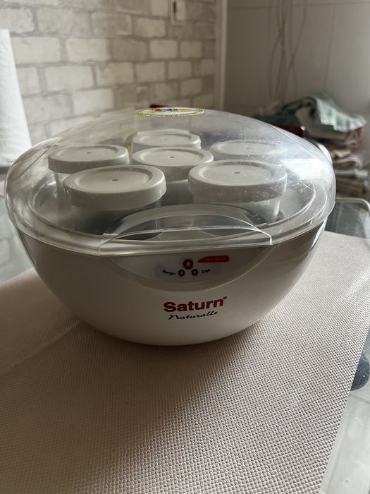 Йогуртница Saturn на 6 баночек