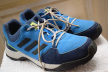 мембранные кроссовки кросовки Adidas GoreTEX р. 39