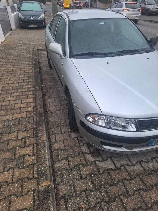 Mitsubishi carisma 1.9 d-id