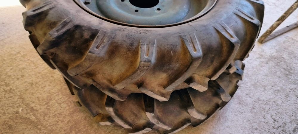 Opony  komplet 6.00 x 16"cena za 2 koła