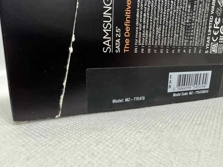 Samsung 870 EVO 4 TB (MZ-77E4T0B) SD-накопичувач НОВИЙ