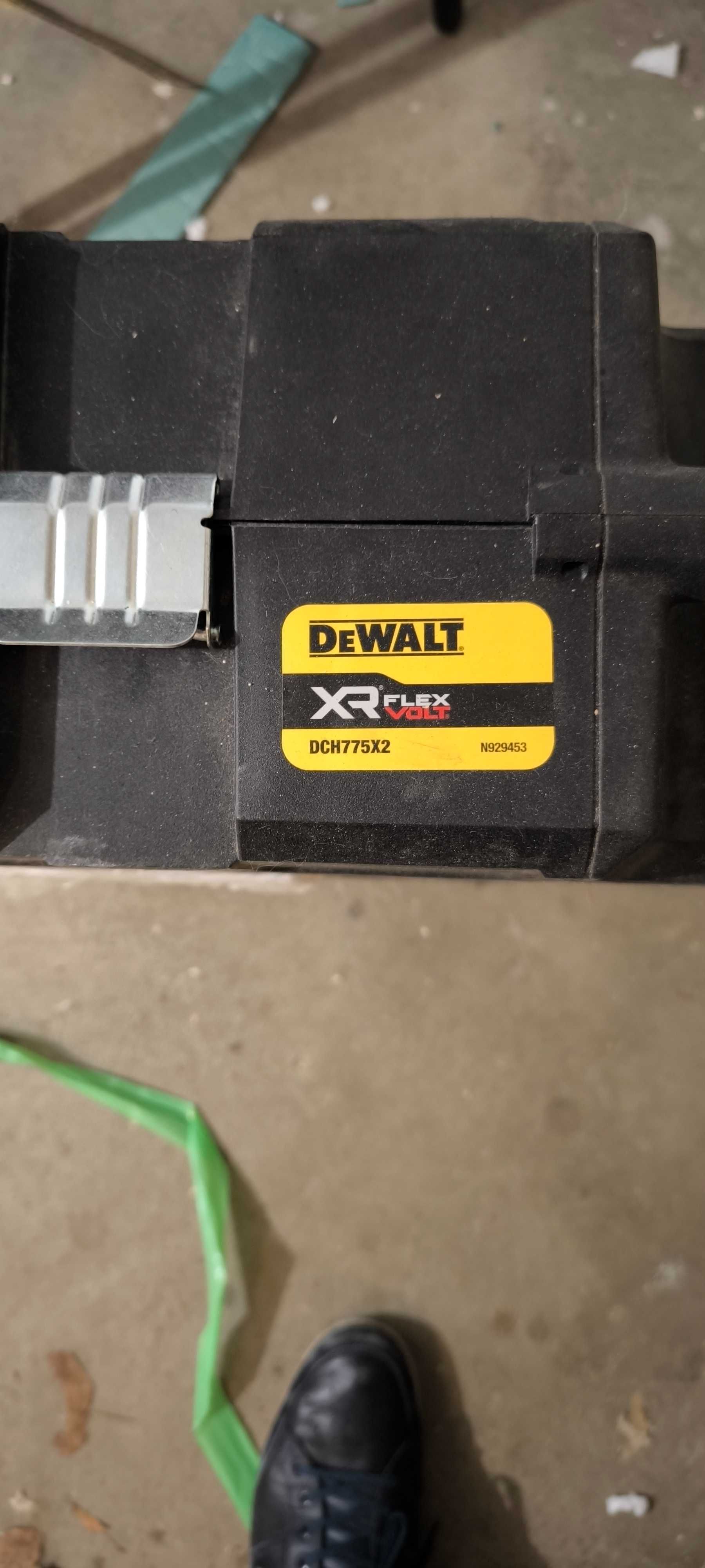 DeWalt młot udarowy DCH 775X2