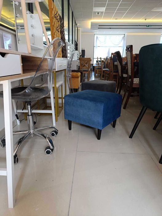 (68WR) Pufki wyprzedaż, 220 zł sztuka