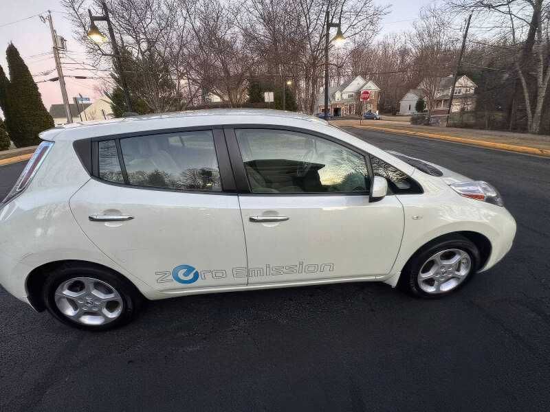 2012 Nissan LEAF SL