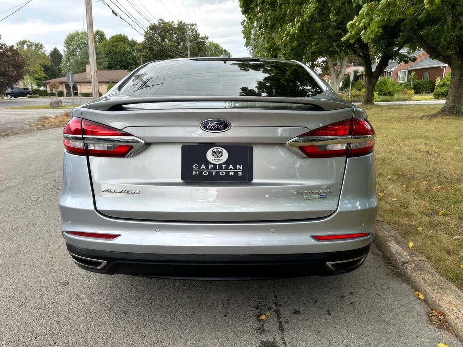 Ford Fusion      2020