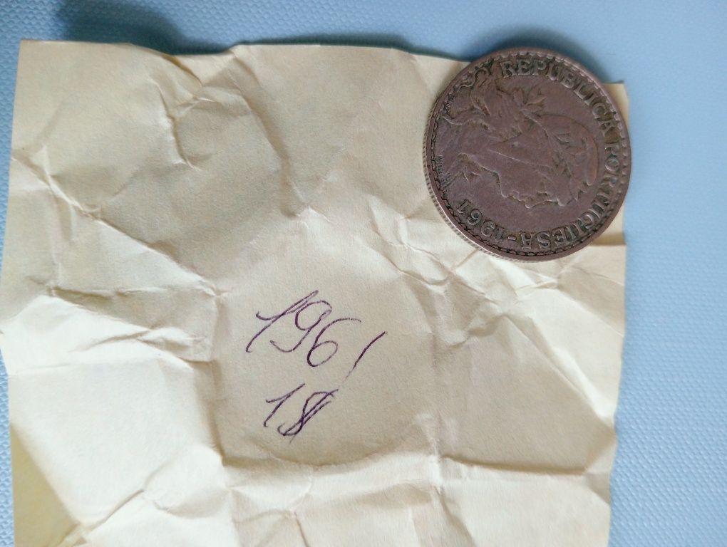 Moedas de 1 $ várias datas