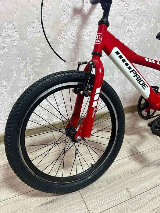Продамо майже новий дитячий велосипед, колеса 20 дюймів, в ідеальному