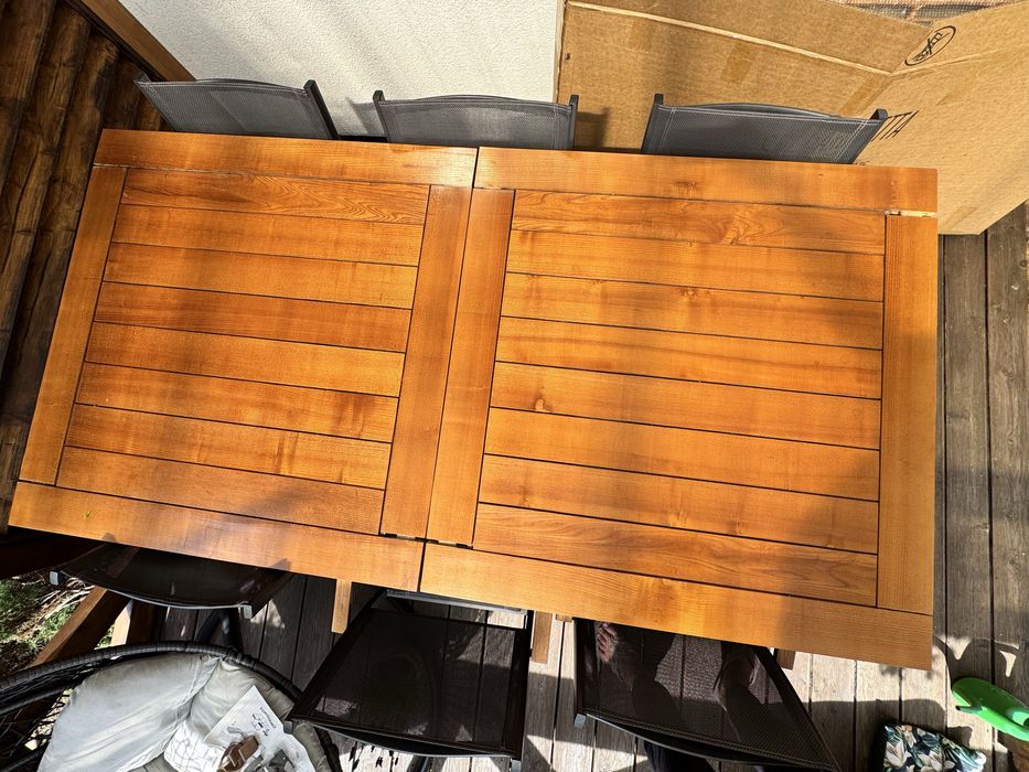 Stół z 6 krzesłami – elegancki zestaw jadalniany lub na taras