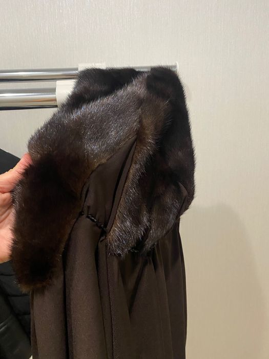 Капор норковий жіночий