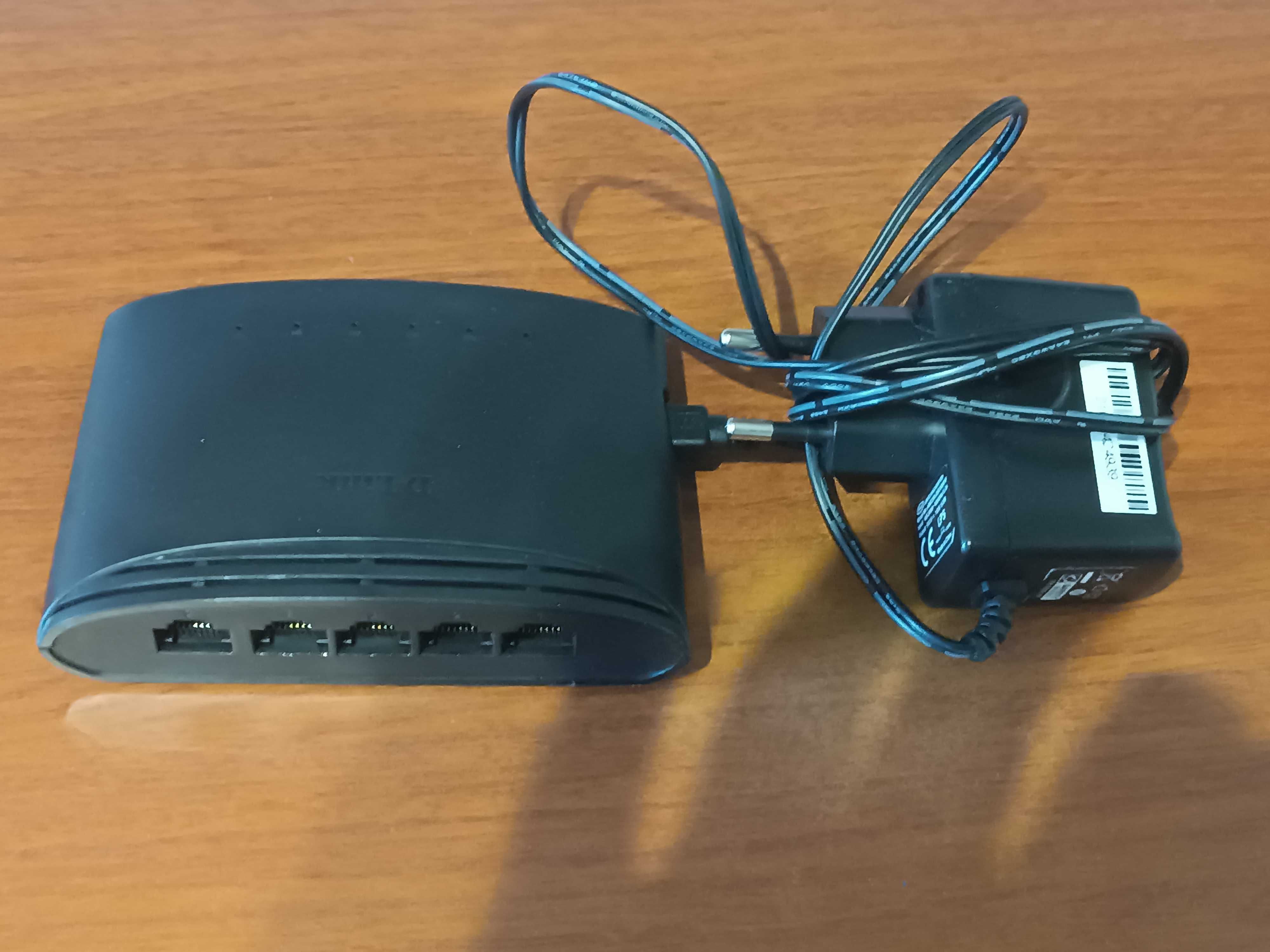 5-Portowy SWITCH D-Link DGS-1005D.