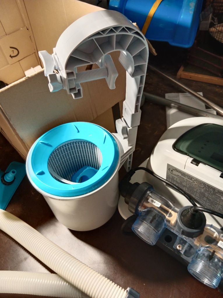 Generator chloru do basenu plus ODKURZACZ DO BASENÓW .