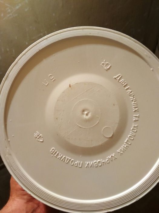 Ведра, відро б/у 5 литров 2000шт пластиковые, пищевые с крышкой.