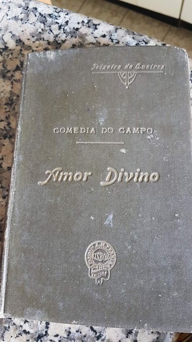 Livros antigos de colecionador