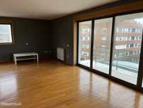 Apartamento T4 em Matosinhos Sul