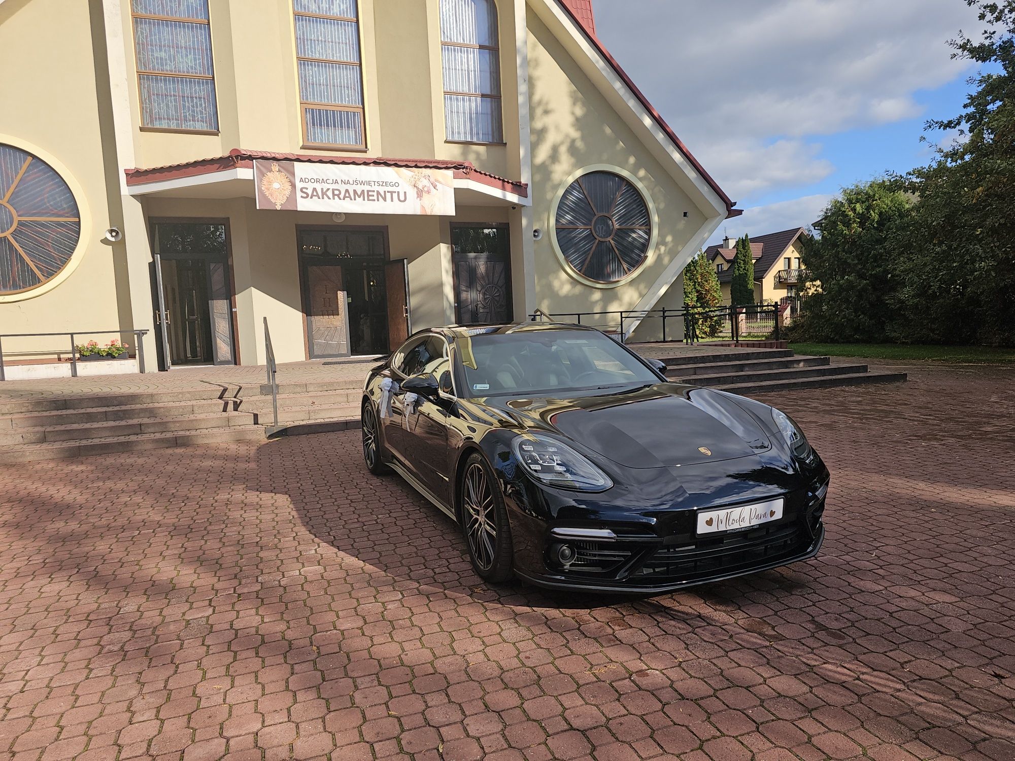 Do ślubu Porsche Panamera Turbo