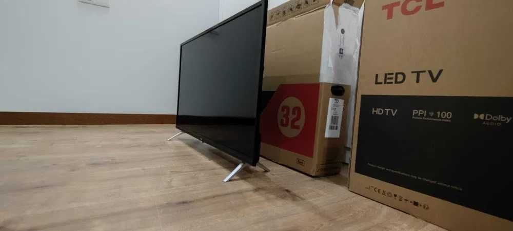 TV TCL 32D4300 Seminova