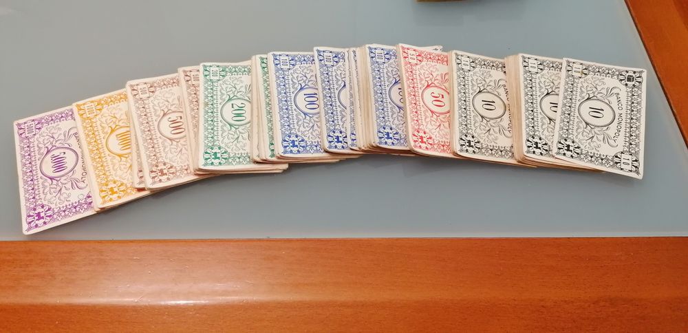 Notas grandes jogo monopolio