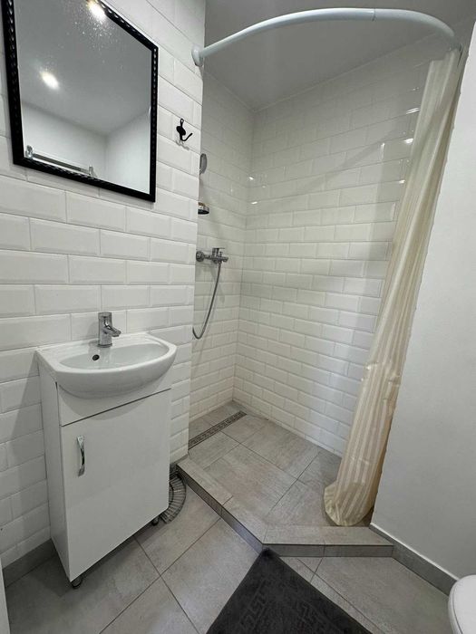 Здам квартиру в центрі проїзд Крива Липа