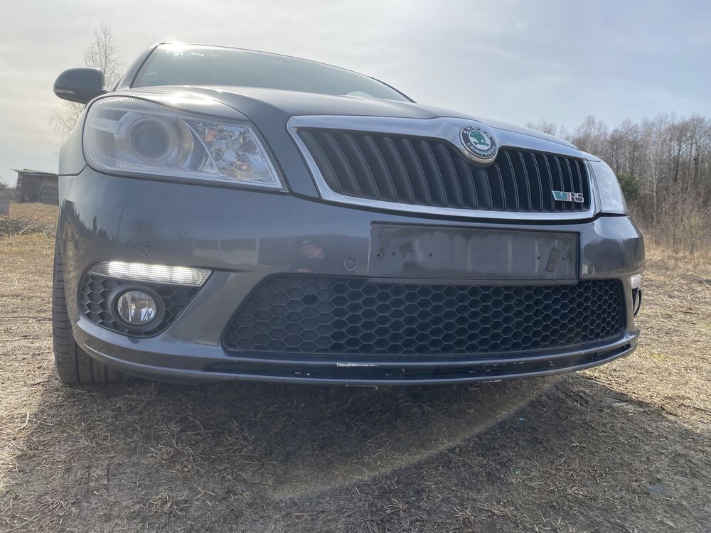 Бампер Передній VIRS Skoda Oktavia A5 FL VRS Шкода Октавія А5 врс