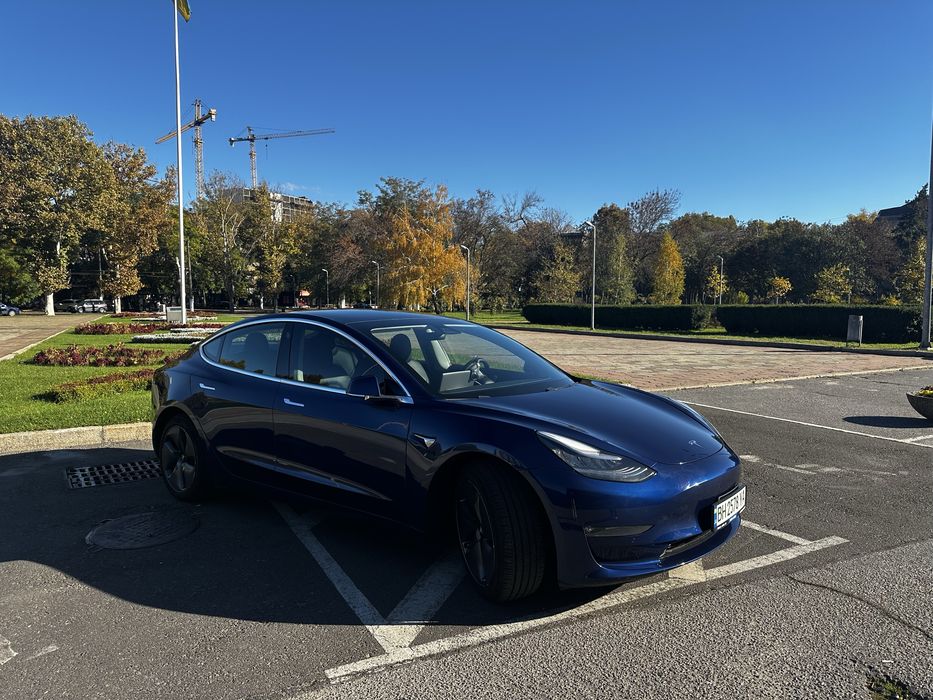 Tesla Model 3 Long Range Dual Motor 2020 рік