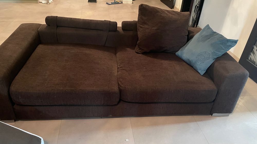 Продам два дивана не раскладываются коричневый