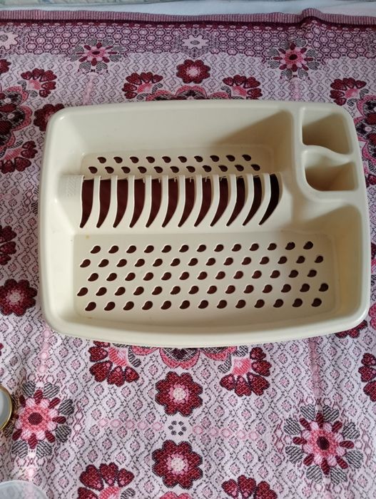 Продається сушілка для посуду