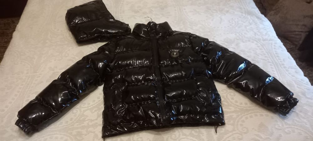 Vendo casaco trapstar
