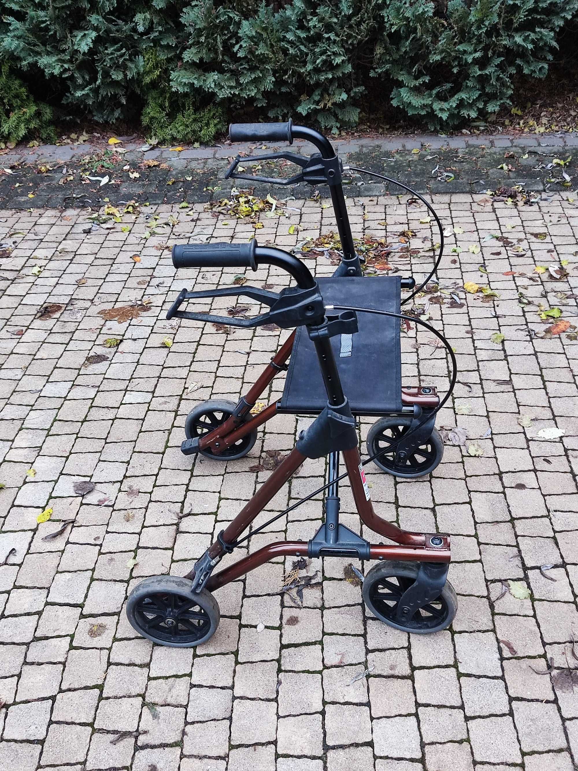 Chodzik, balkonik, rollator