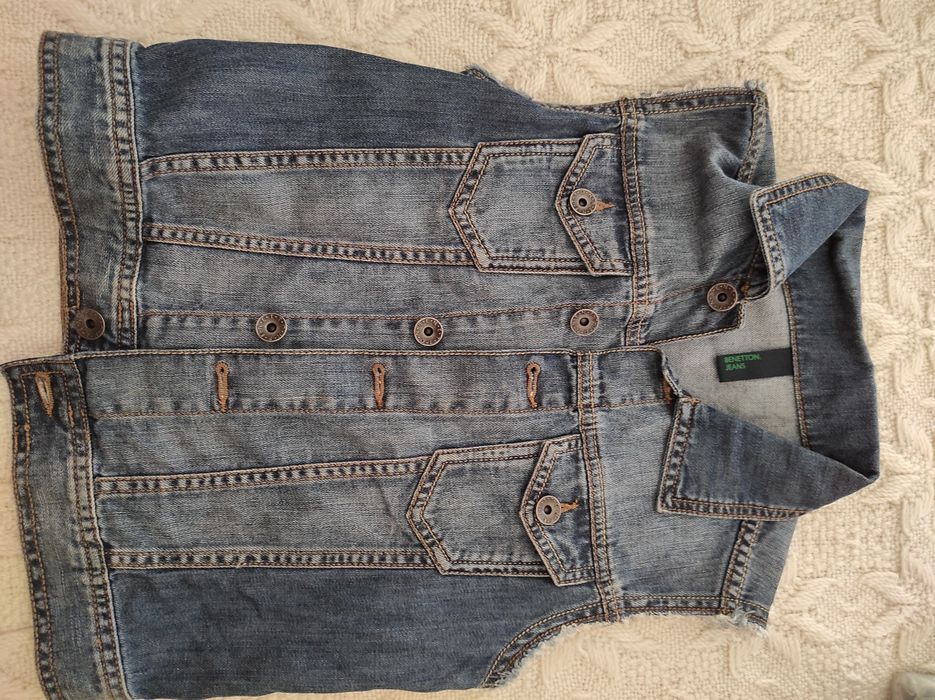 Colete menino 7/ 8 anos. Benetton