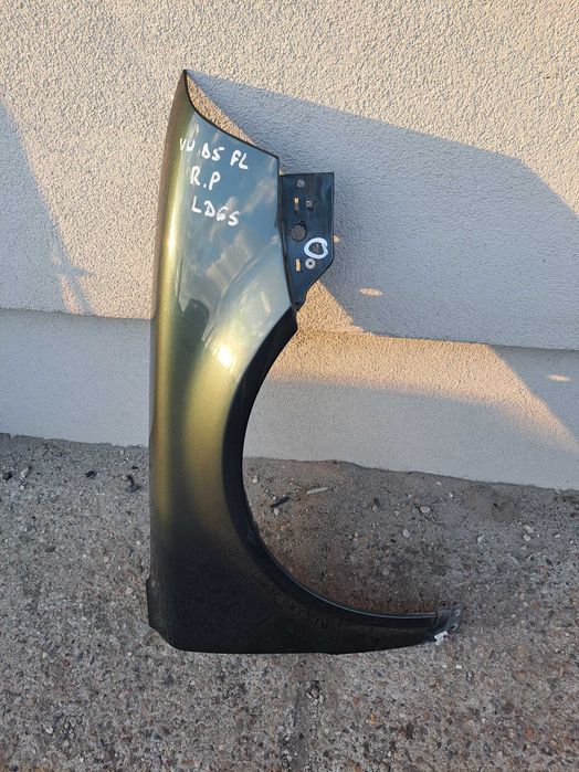 Błotnik prawy oryginalny  Volkswagen Passat B5 FL LD6S